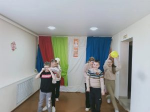 1 май шагает по планете4